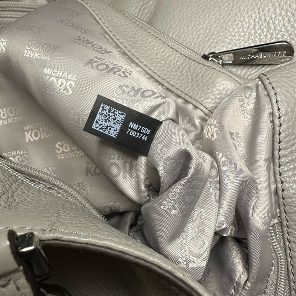 Michael Kors - Harper Tote - Grey Pebbled Leather - Picture 16 of 16